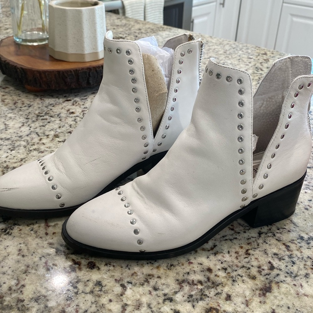 Steve Madden booties
